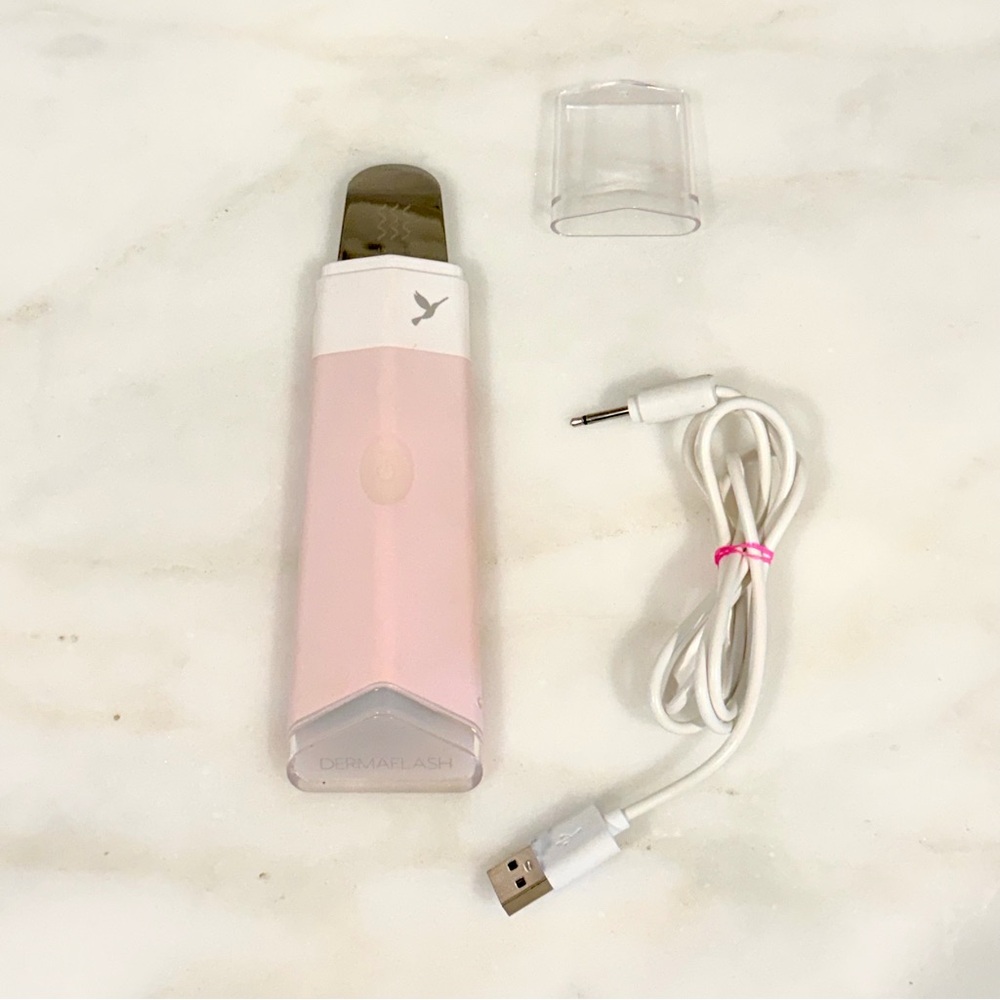 DERMAFLASH Original Ultrasonic Pore Extractor in Blush Pink, Pre-owned. No box.